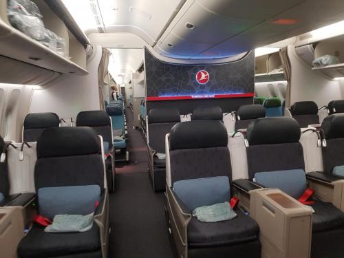 Turkish Airlines Business Class  Chicago to Istanbul TK6: ORD-IST